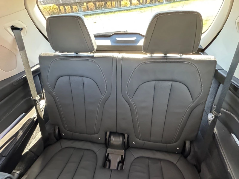 BMW X7 Mineral White Metallic, снимка 14 - Автомобили и джипове - 52662118