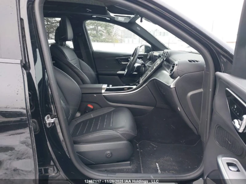 Mercedes-Benz GLC 300 AMG* BURMESTER* 4MATIC* 2 Ключа, снимка 8 - Автомобили и джипове - 52693017