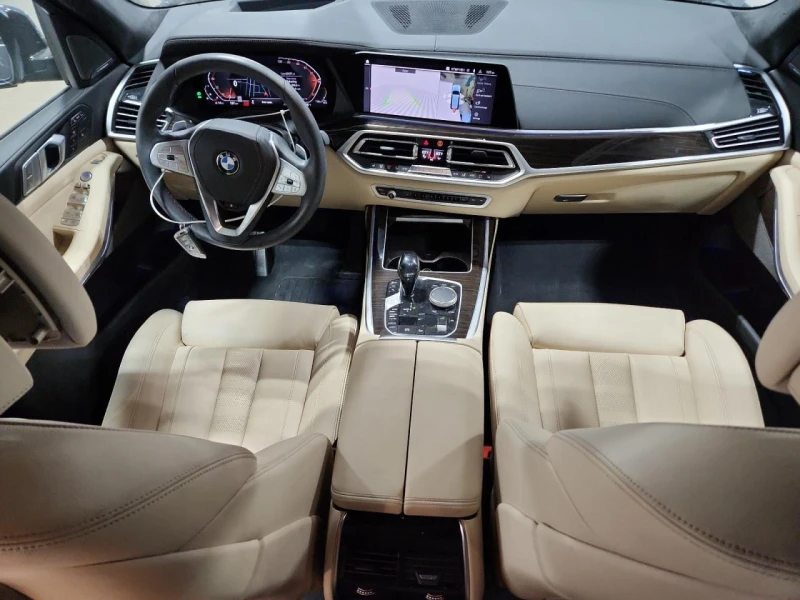 BMW X7 XDRIVE40I| HARMAN| HuD| ЩОРИ| SOFT CLOSE| ПАНО, снимка 8 - Автомобили и джипове - 53046363