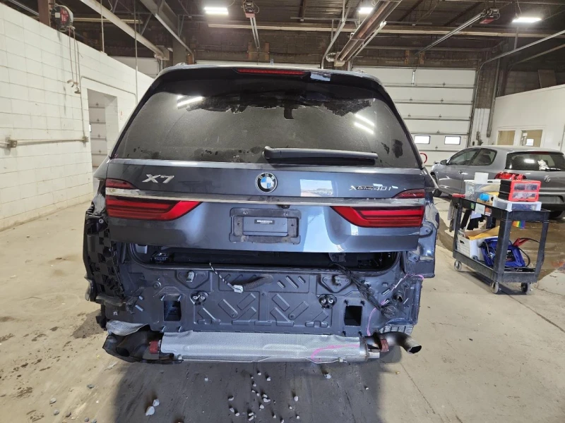 BMW X7 XDRIVE40I| HARMAN| HuD| ЩОРИ| SOFT CLOSE| ПАНО, снимка 5 - Автомобили и джипове - 53046363