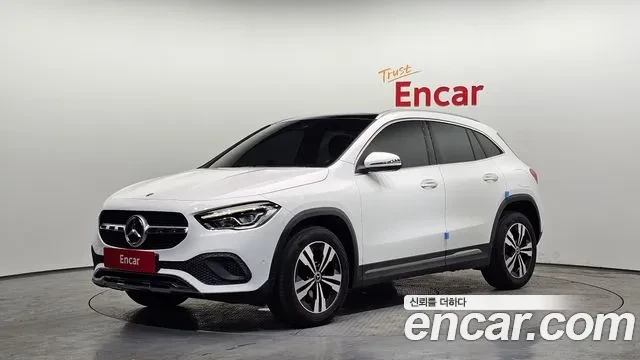 Mercedes-Benz GLA 220 ДИГИТАЛНО* ТАБЛО* LANE* ASSIST* ПАНОРАМА* 360КАМЕР
