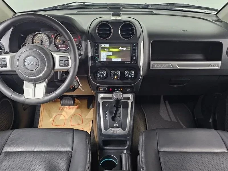 Jeep Compass, снимка 7 - Автомобили и джипове - 56733503