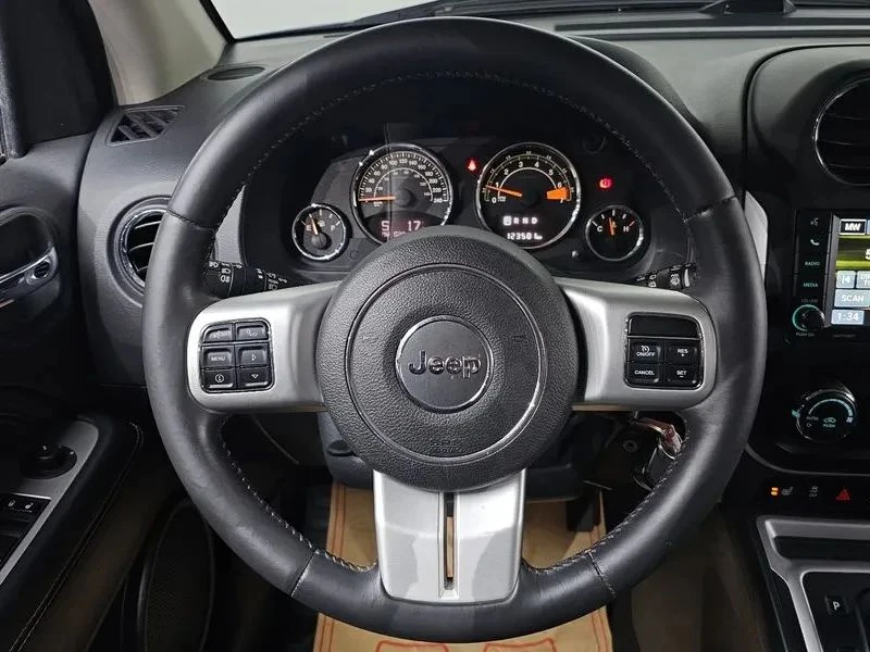 Jeep Compass, снимка 15 - Автомобили и джипове - 56733503