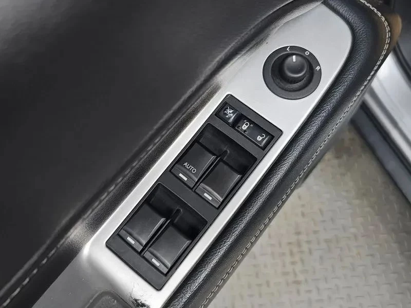 Jeep Compass, снимка 13 - Автомобили и джипове - 56733503