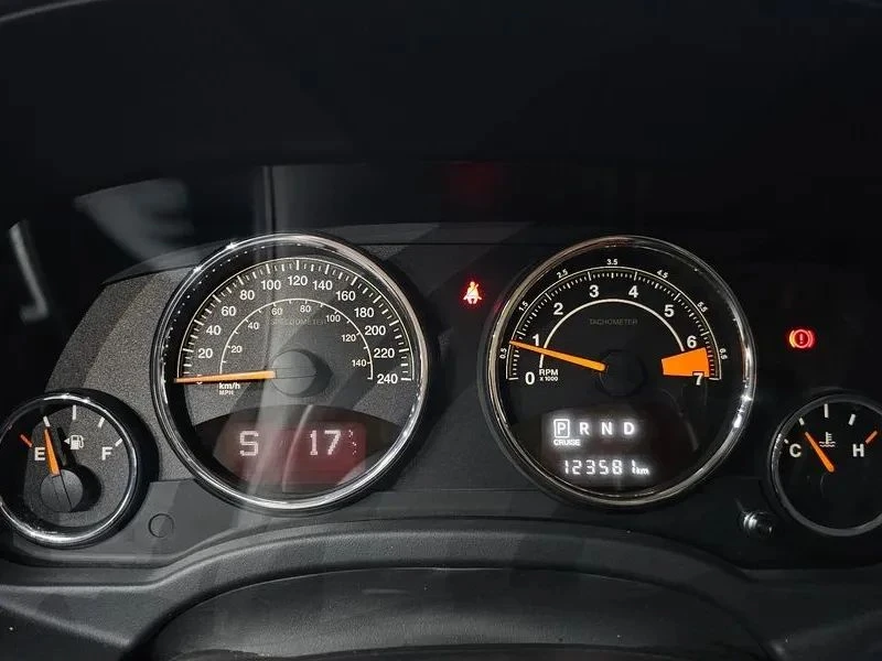 Jeep Compass, снимка 8 - Автомобили и джипове - 56733503