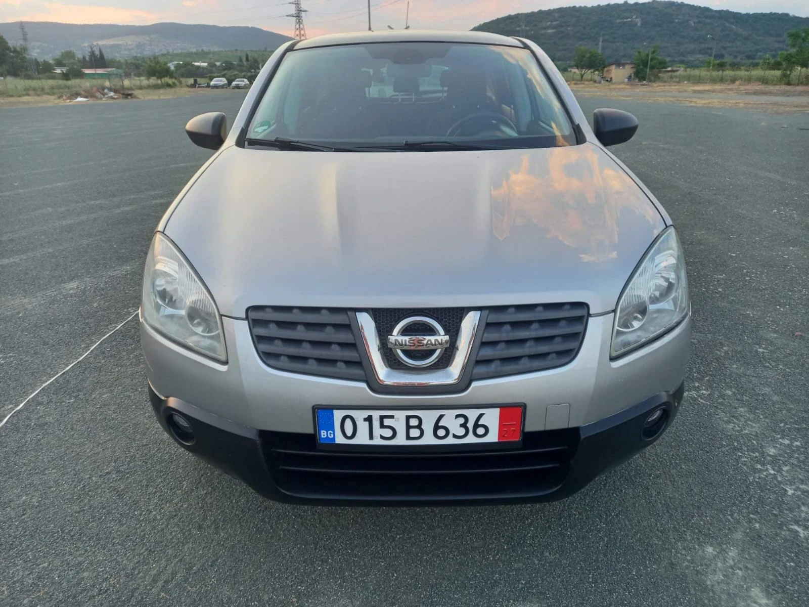 Nissan Qashqai 2.0 - изображение 2