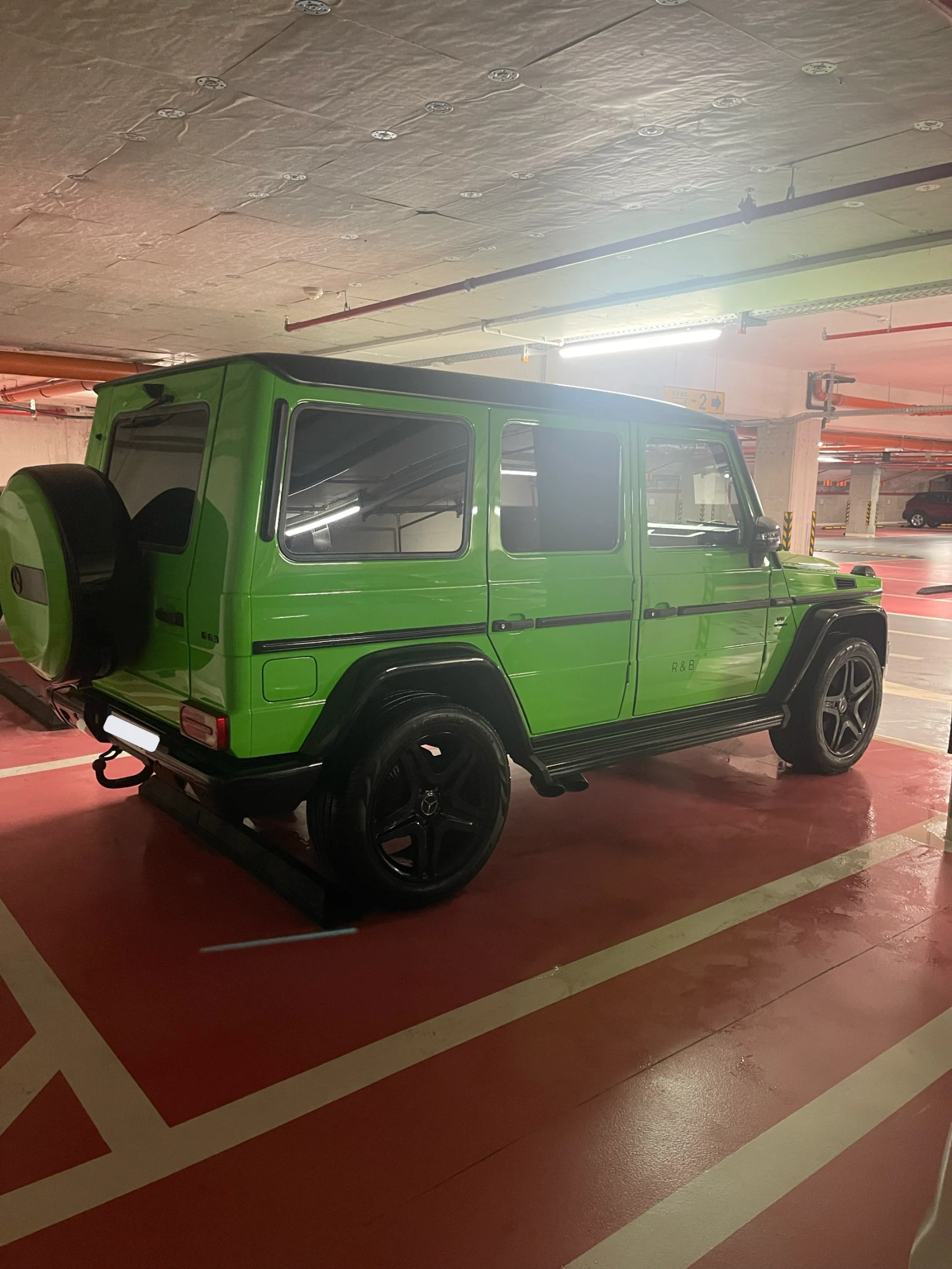 Mercedes-Benz G 63 AMG Crazy Colors - изображение 3