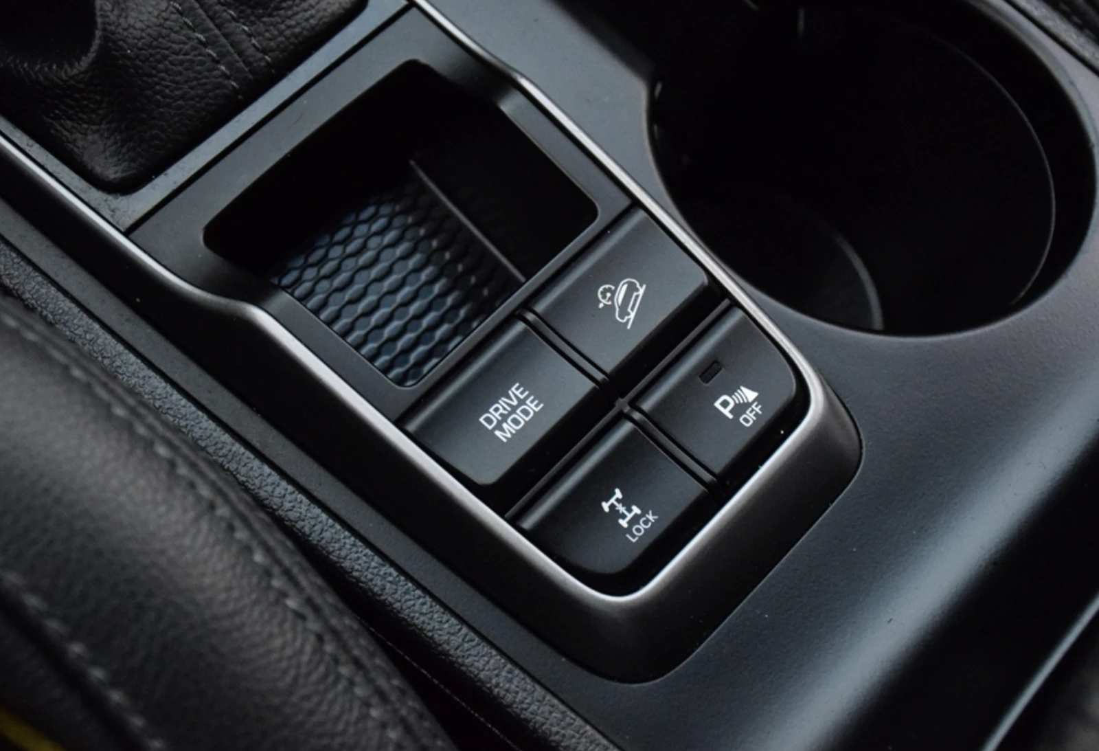 Hyundai Tucson Ultimate| 1.6L| LEATHER| FULL | Mobile.bg   16