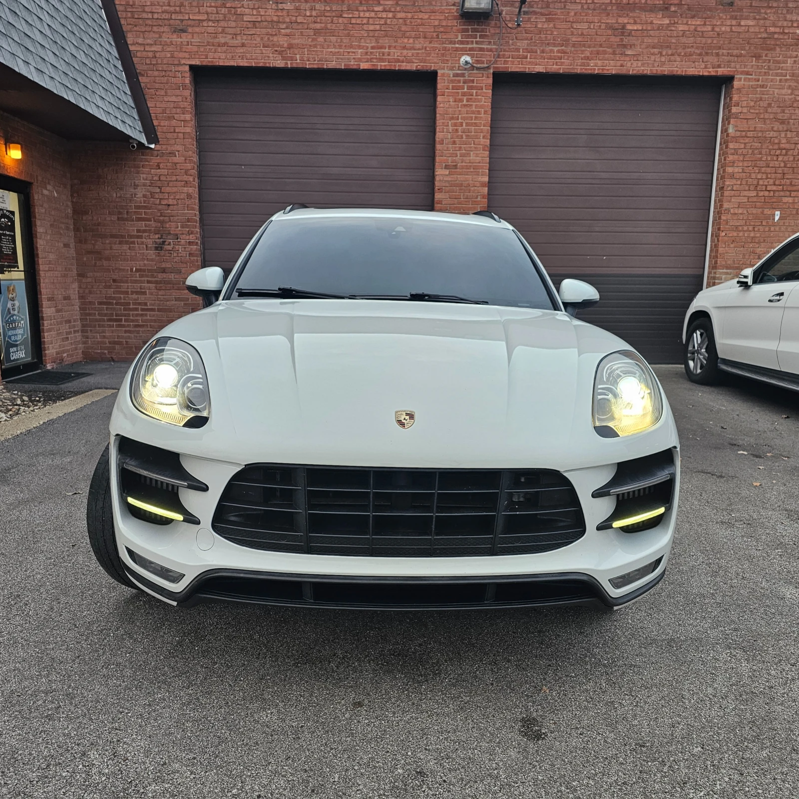 Porsche Macan Turbo - изображение 6