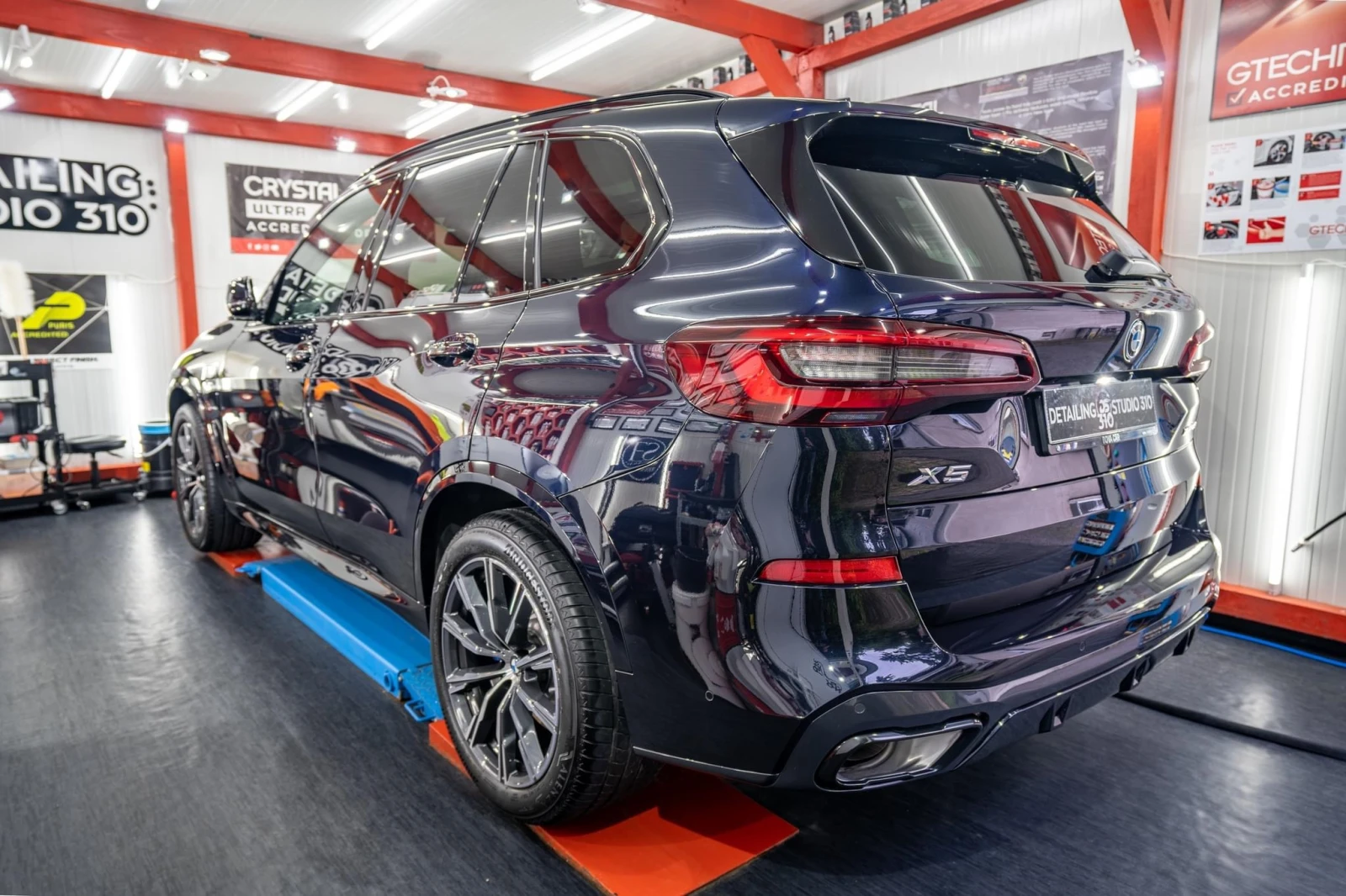 BMW X5 45e - изображение 6