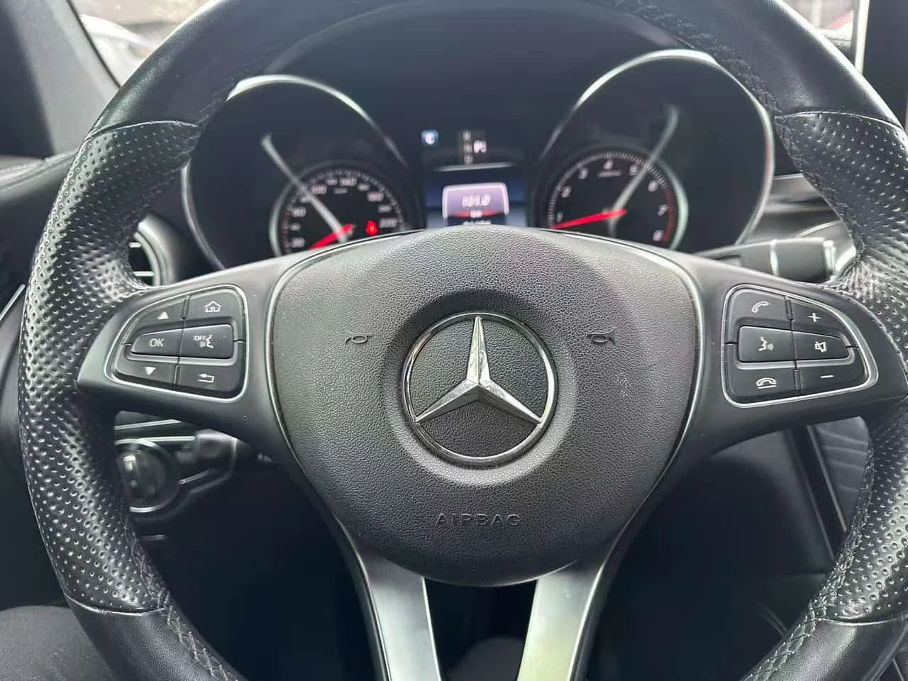 Mercedes-Benz GLC 300 | BURMESTER | ПОДГРЕВ | CARFAX | АВТОКРЕДИТ | , снимка 14 - Автомобили и джипове - 54545864