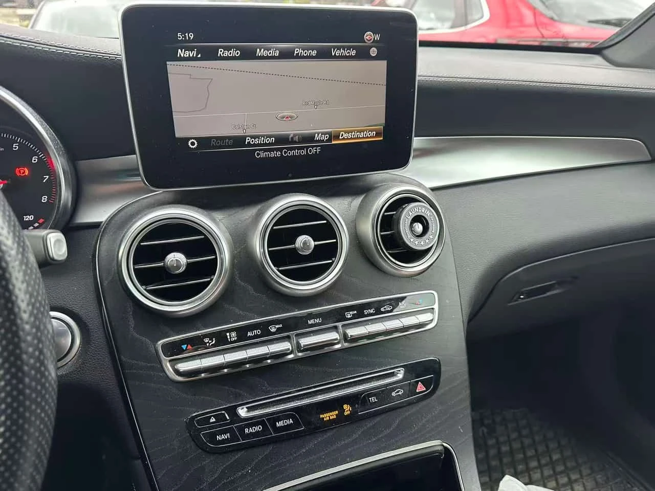 Mercedes-Benz GLC 300 | BURMESTER | ПОДГРЕВ | CARFAX | АВТОКРЕДИТ | , снимка 7 - Автомобили и джипове - 54545864