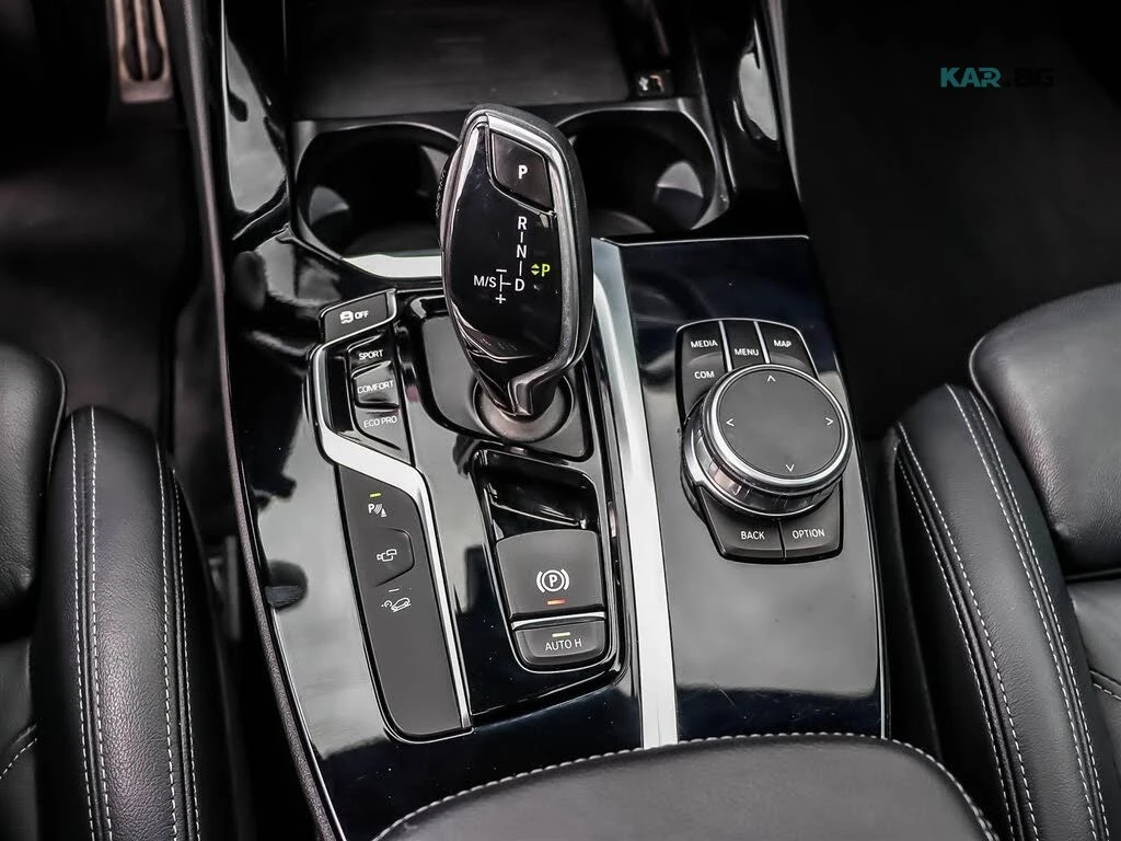 BMW X3 XDRIVE* 30i* МПАКЕТ* ПАНОРАМА* КАМЕРИ* , снимка 12 - Автомобили и джипове - 54703077