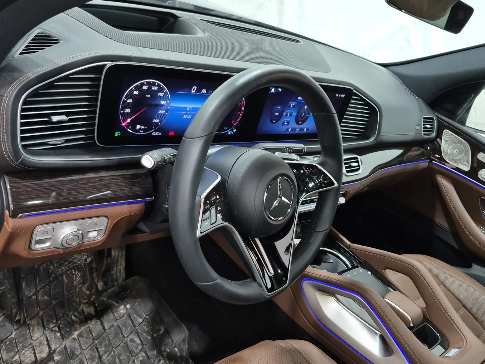 Mercedes-Benz GLE 450 * CARFAX * АВТО КРЕДИТ * , снимка 12 - Автомобили и джипове - 54726974