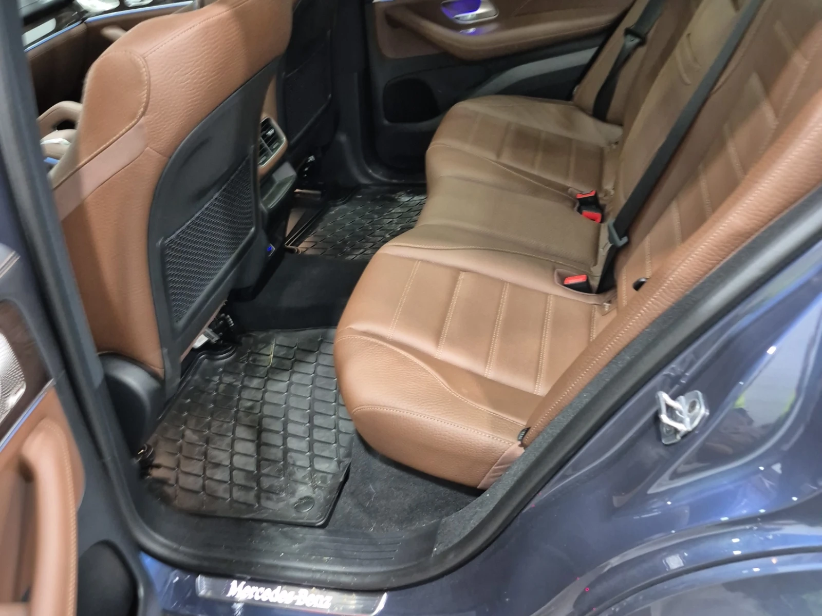 Mercedes-Benz GLE 450 * CARFAX * АВТО КРЕДИТ * , снимка 10 - Автомобили и джипове - 54726974
