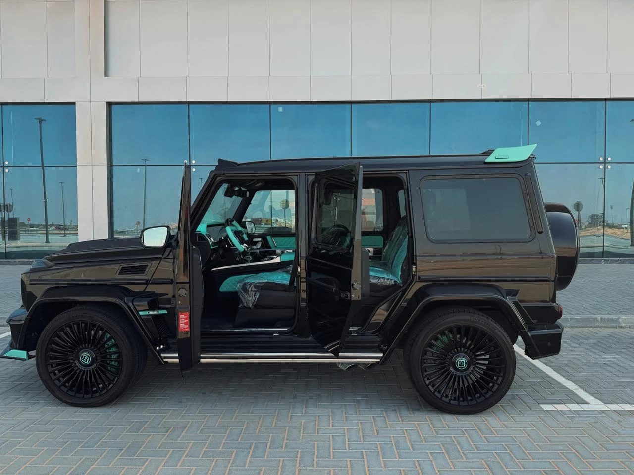 Mercedes-Benz G 63 AMG Brabus body kit, снимка 10 - Автомобили и джипове - 54750413
