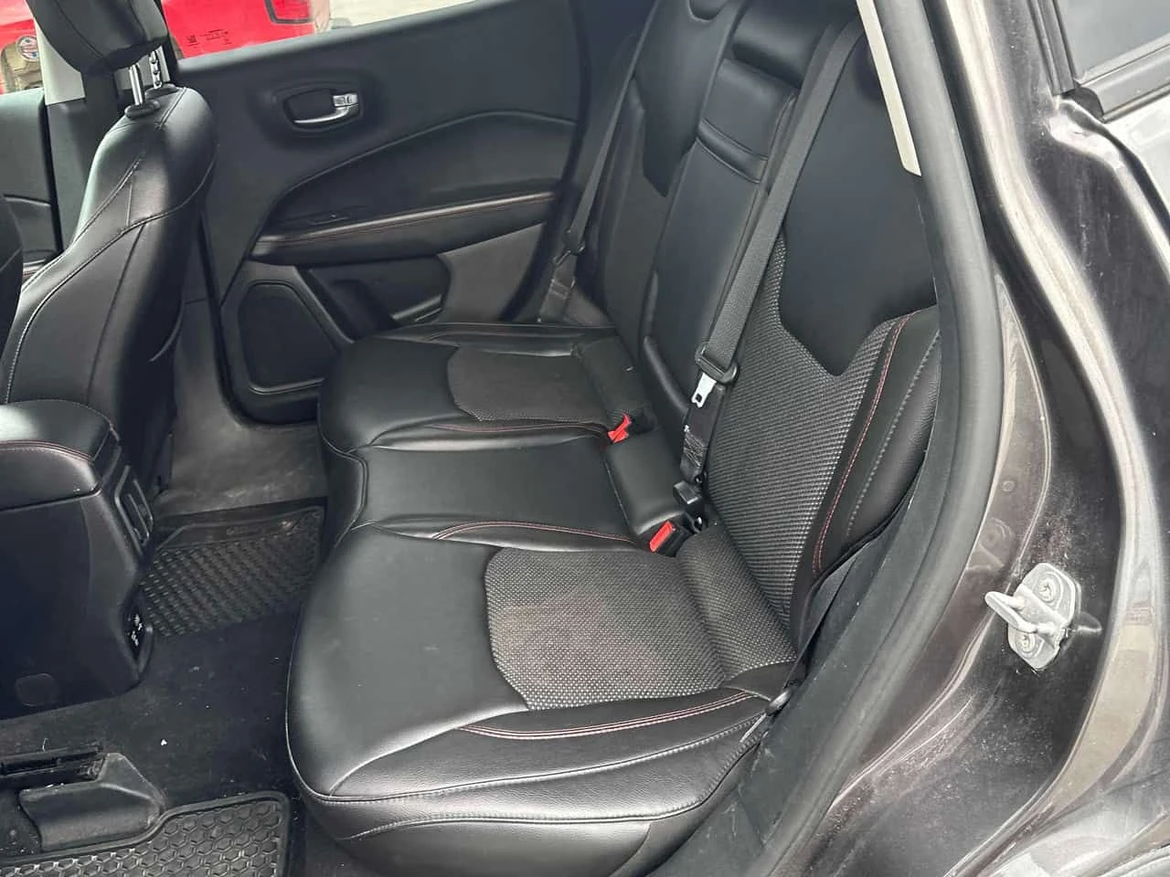 Jeep Compass * Trailhawk * CARFAX * ОПЦИЯ ЗА ФИНАНСИРАНЕ , снимка 16 - Автомобили и джипове - 55438313