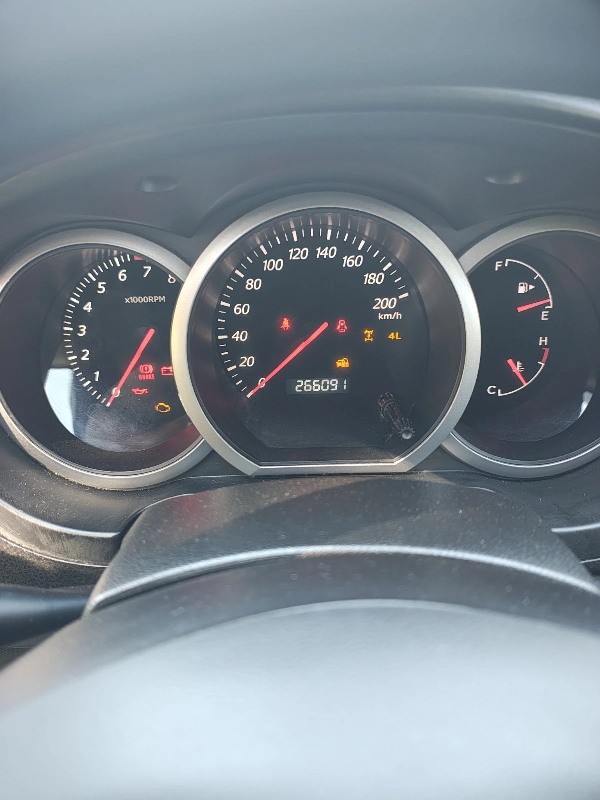 Suzuki Grand vitara 2.0 БЕНЗИН, снимка 9 - Автомобили и джипове - 55532932