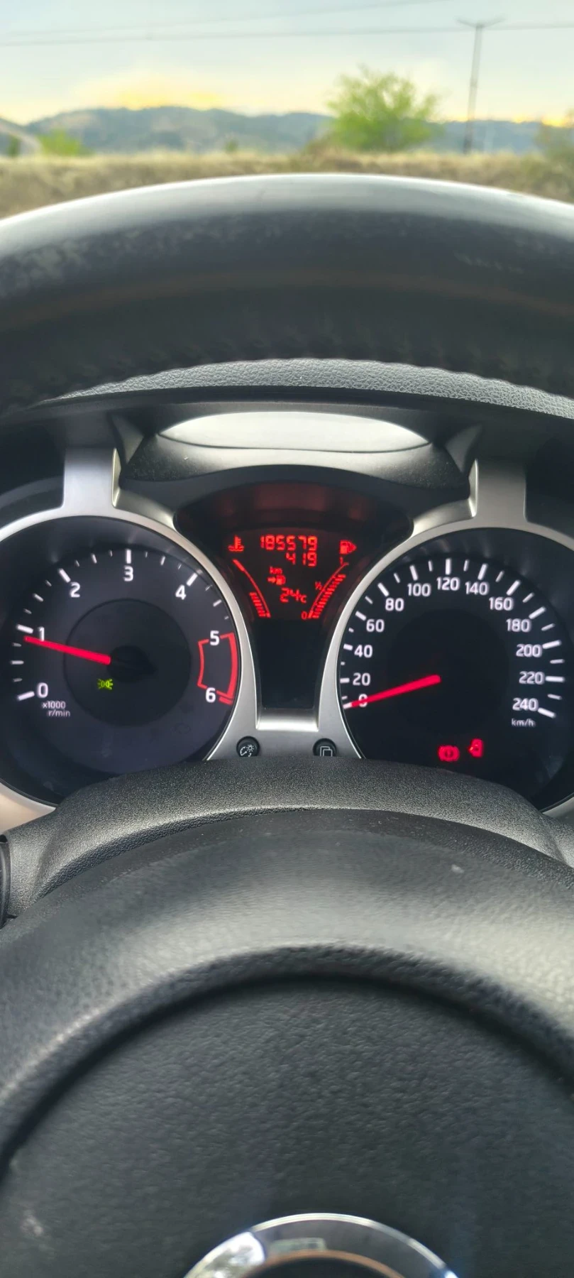 Nissan Juke, снимка 7 - Автомобили и джипове - 55578421