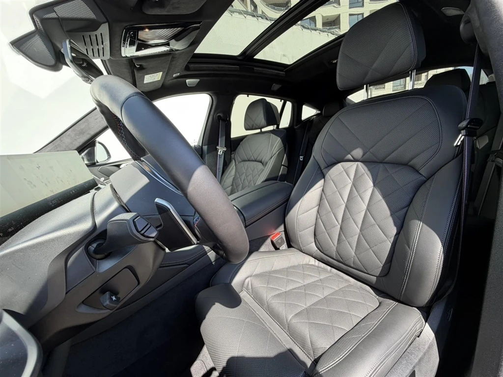 BMW X6 M60i xDrive, снимка 9 - Автомобили и джипове - 55702566