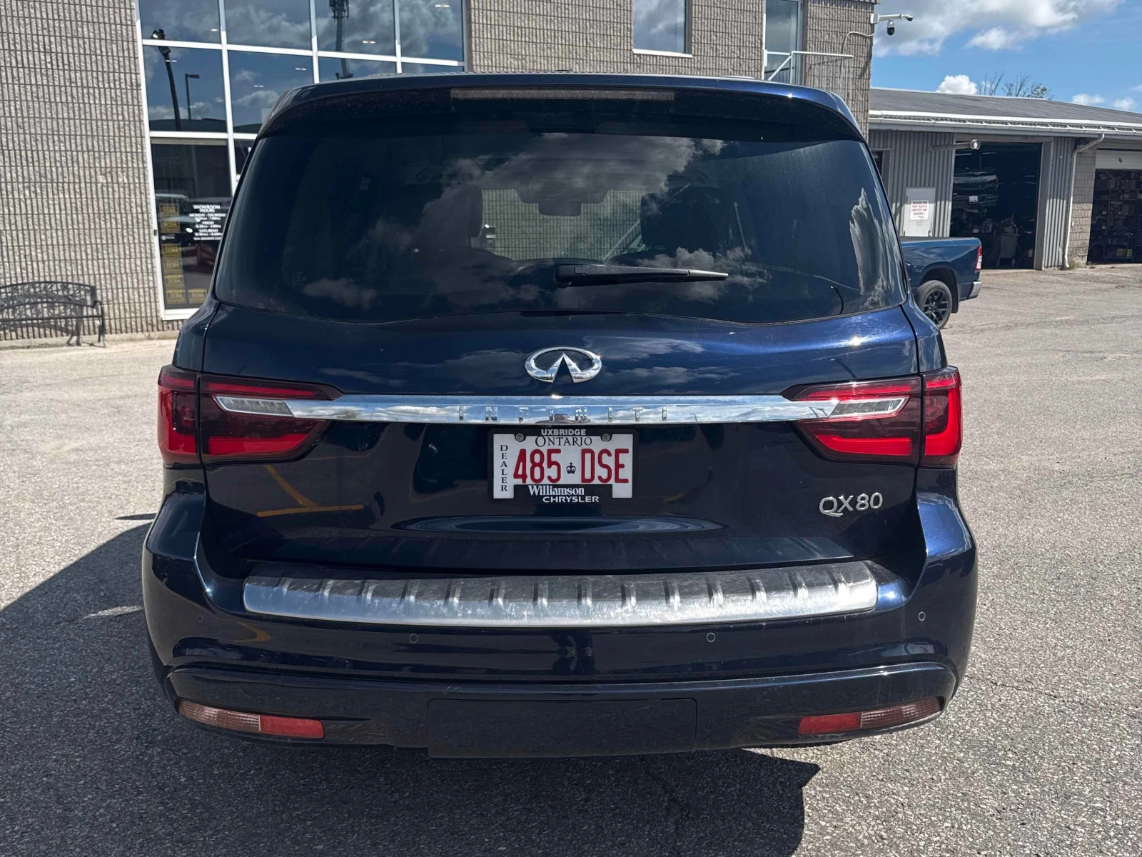 Infiniti QX80 * LUXE 7 Passenger * CARFAX * ���� �� �� | Mobile.bg � ����������� 5