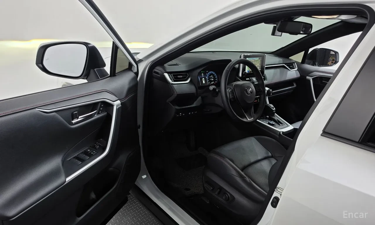 Toyota Rav4 PHEV XSE* PLUG -IN* КРАЙНА ЦЕНА* FULL ЕКСТРИ , снимка 14 - Автомобили и джипове - 56096649