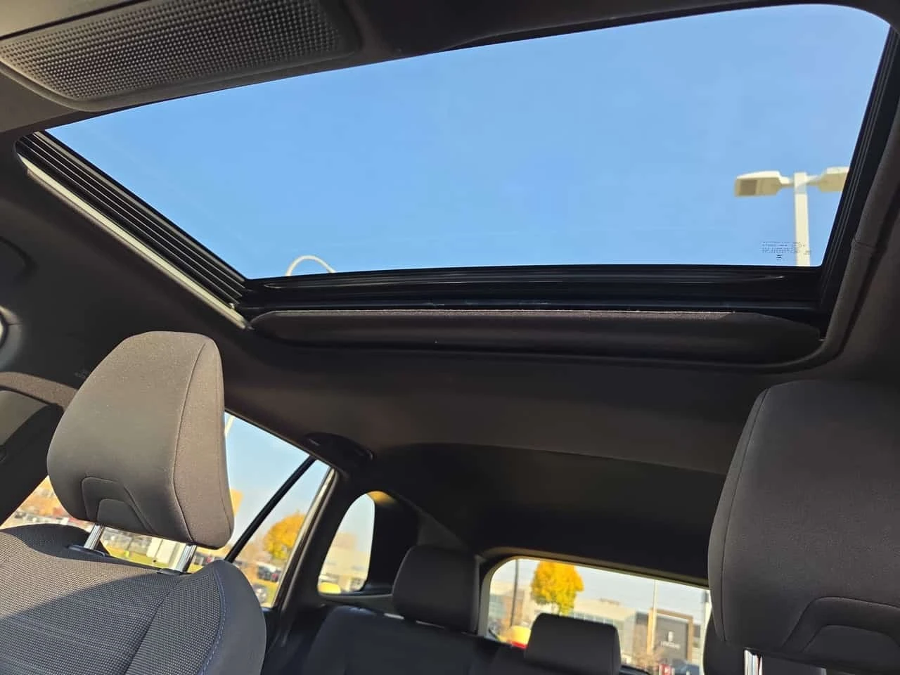 Toyota Rav4 AWD  CARFAX, снимка 15 - Автомобили и джипове - 56729445