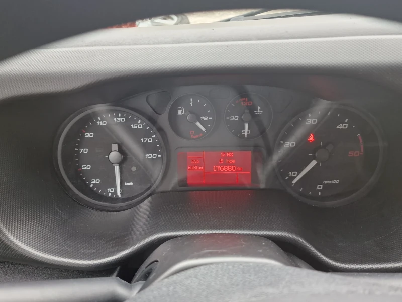 Iveco 35s15 3.0 150 Germany на ход КАТО НОВ, снимка 16 - Бусове и автобуси - 52642508