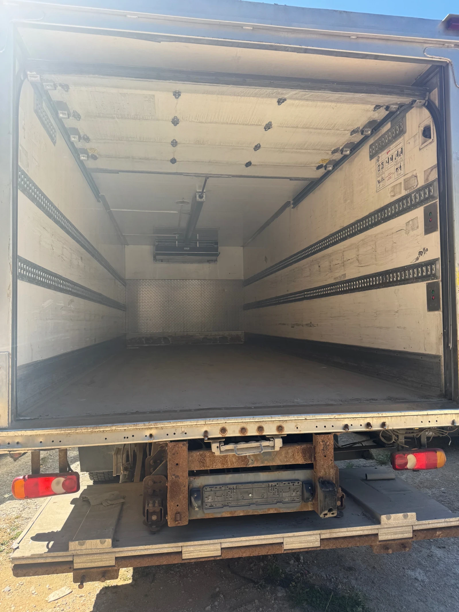 Renault Premium Premium 6x2 Midlum 4x2 CNG | Mobile.bg � ����������� 11