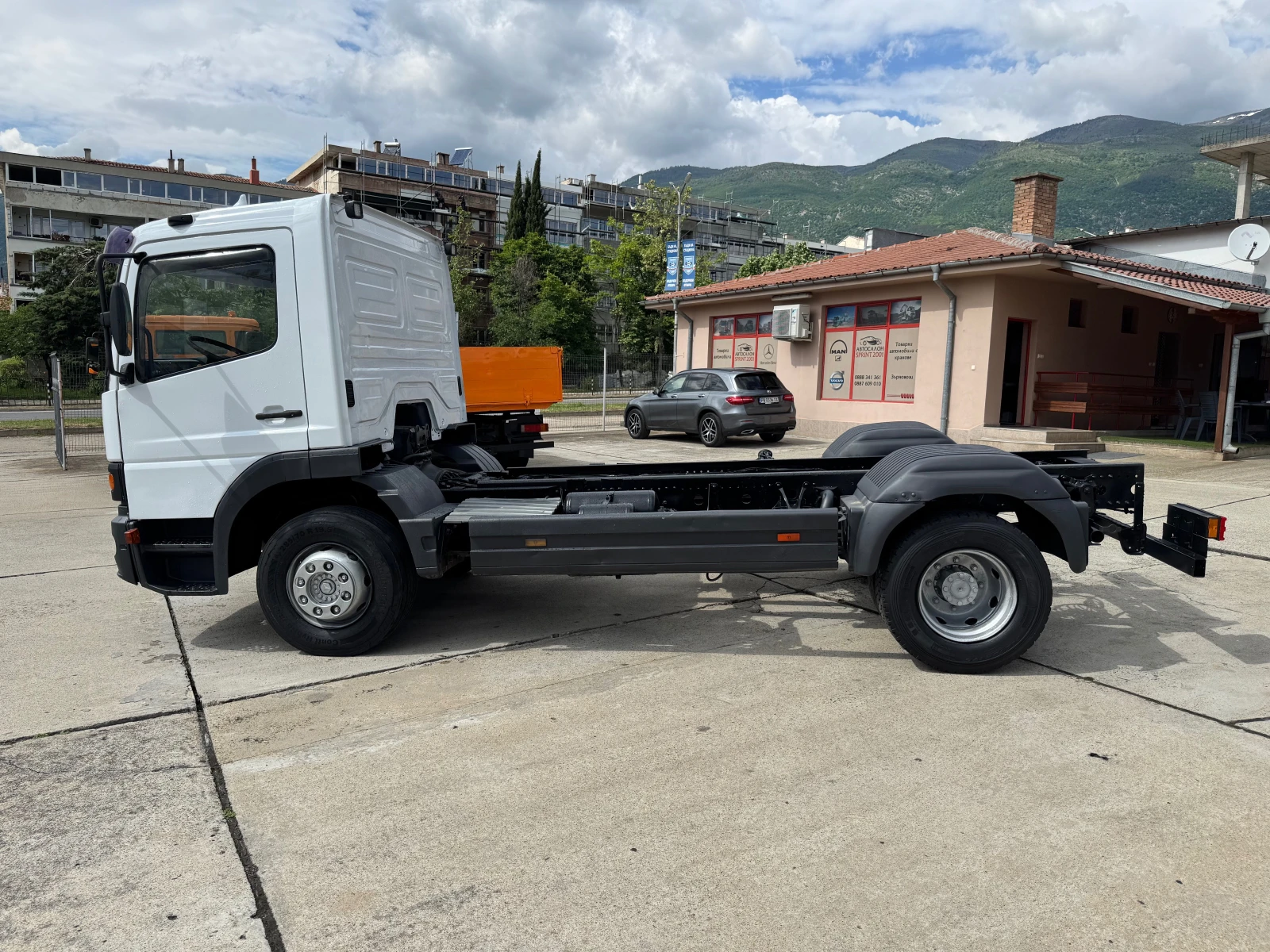 Mercedes-Benz Atego 1223 , помпа , 3.60м межудосие  , снимка 2 - Камиони - 54632419