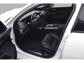 Jaguar XE * 20d R Sport AWD Diesel * CARFAX * ЦЕНА ДО БГ, снимка 11