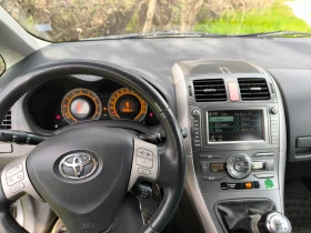 Toyota Auris 1, 6i 16V VVT-i, снимка 12