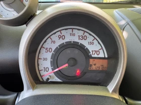 Toyota Aygo, снимка 12
