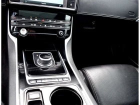 Jaguar XE * 20d R Sport AWD Diesel * CARFAX * ЦЕНА ДО БГ | Auto.bg — изображение 16