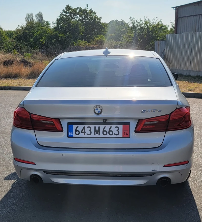 BMW 530E, снимка 8 - Автомобили и джипове - 47011103