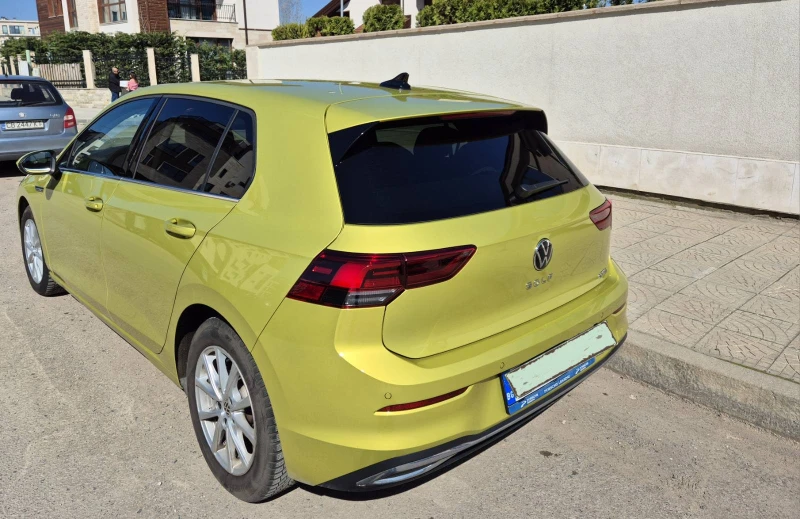 VW Golf 8 1.5 eTSI Style, снимка 5 - Автомобили и джипове - 48793393