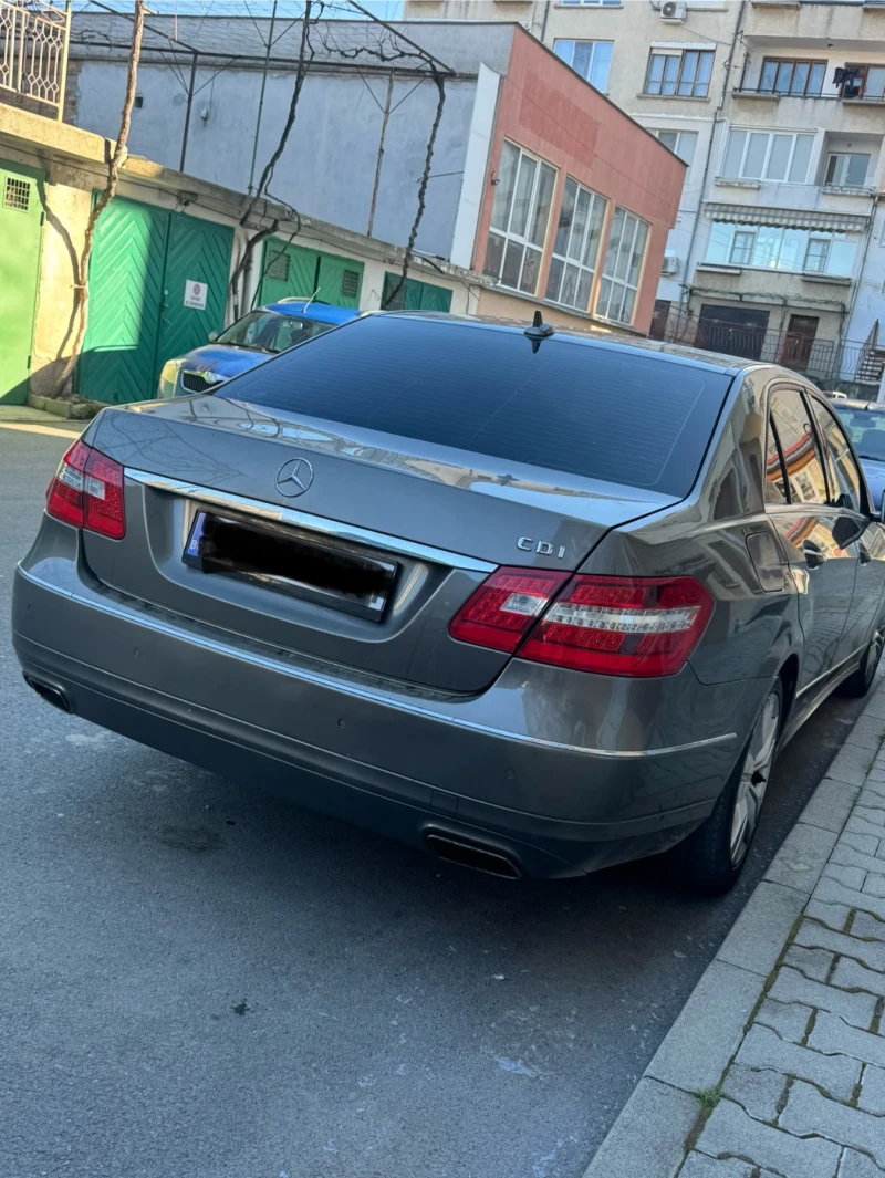 Mercedes-Benz E 200 E 200 CDI 7G-TRONIC, снимка 3 - Автомобили и джипове - 48646516