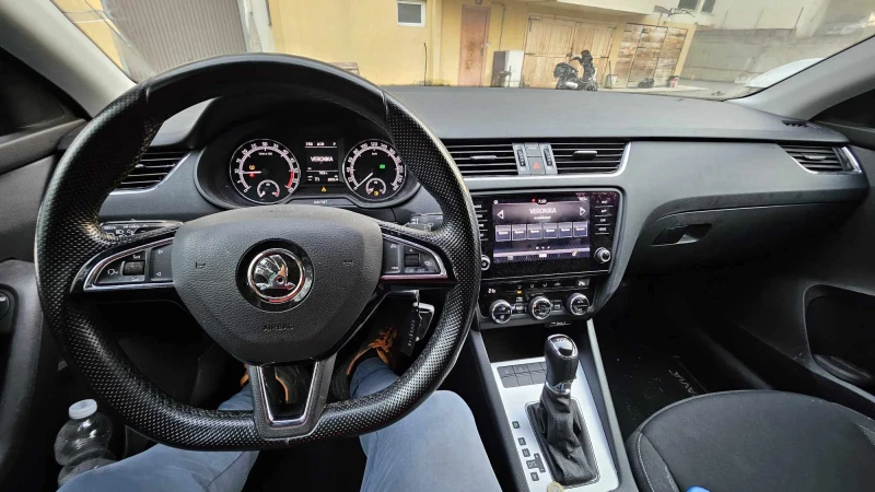 Skoda Octavia 1.6, снимка 12 - Автомобили и джипове - 49706515