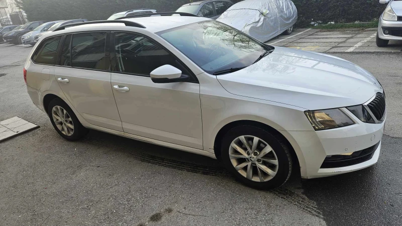 Skoda Octavia 1.6, снимка 7 - Автомобили и джипове - 49706515