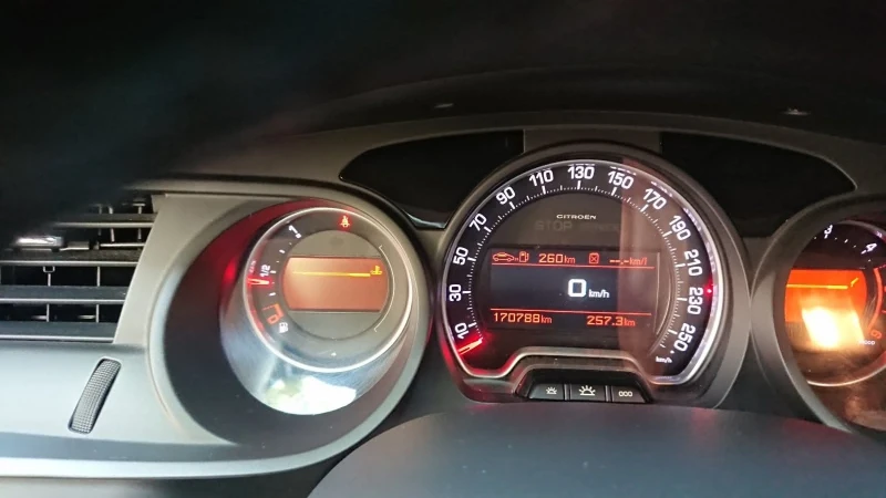 Citroen C5, снимка 12 - Автомобили и джипове - 52113224