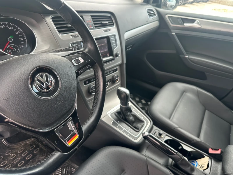 VW Golf AUTOMATIC, снимка 10 - Автомобили и джипове - 51511284