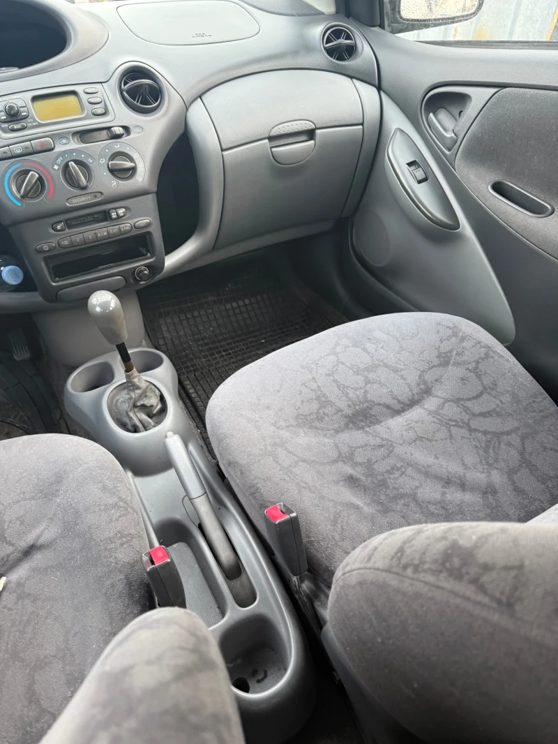 Toyota Yaris, снимка 5 - Автомобили и джипове - 52507443