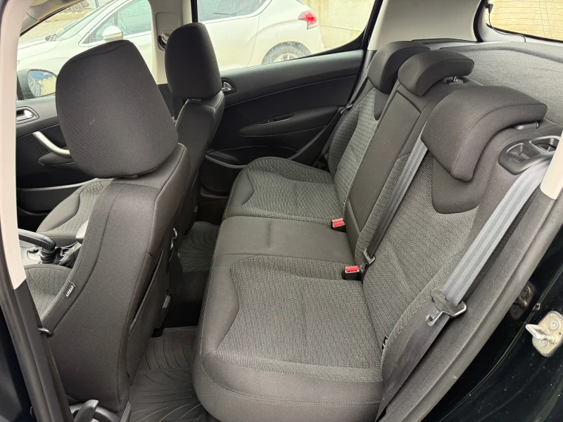 Peugeot 308 1.6HDI* 115* EURO5* ПАНОРАМА* НАВИГАЦИЯ, снимка 9 - Автомобили и джипове - 53362943