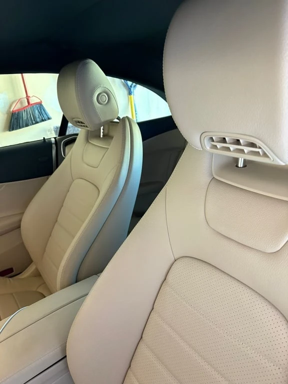 Mercedes-Benz C 300 * CARFAX * ЦЕНА ДО БГ, снимка 8 - Автомобили и джипове - 53363988