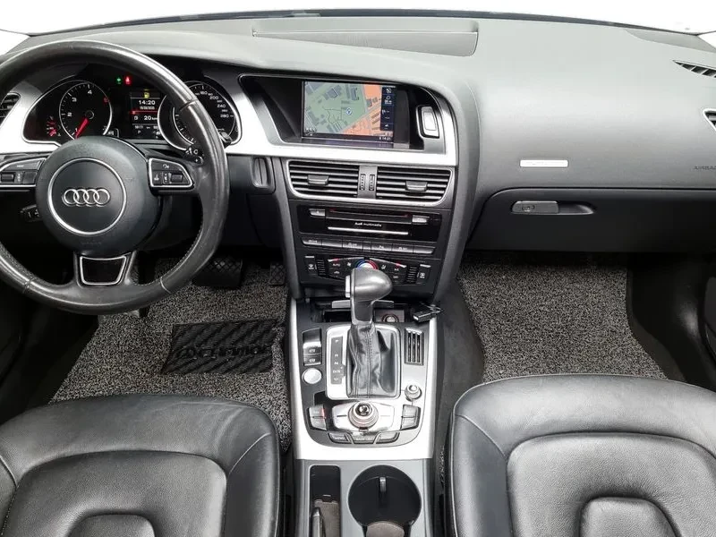 Audi A5 2.0 TDI Quattro, снимка 7 - Автомобили и джипове - 55032136
