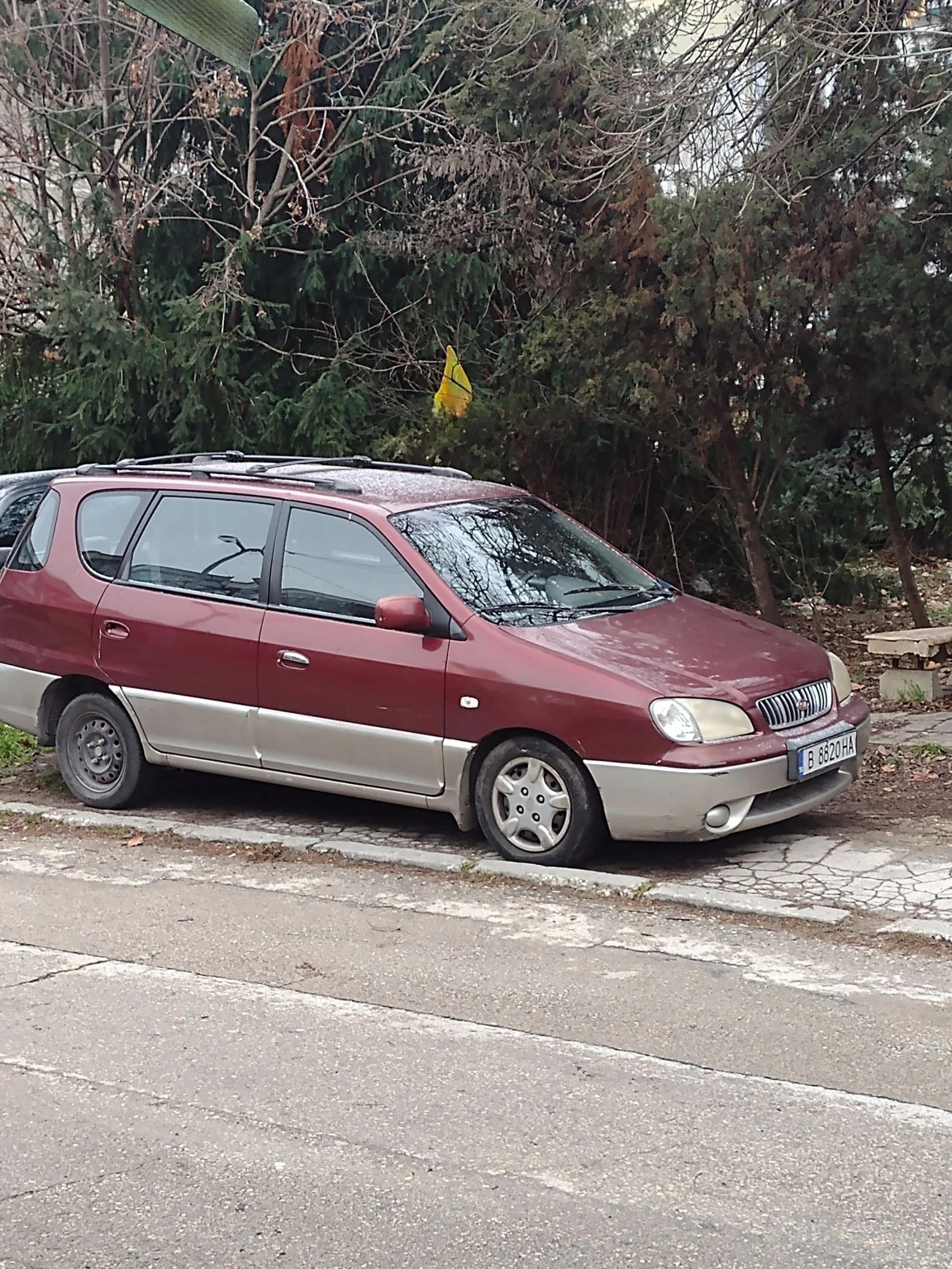 Kia Carens 1.8 i, снимка 1