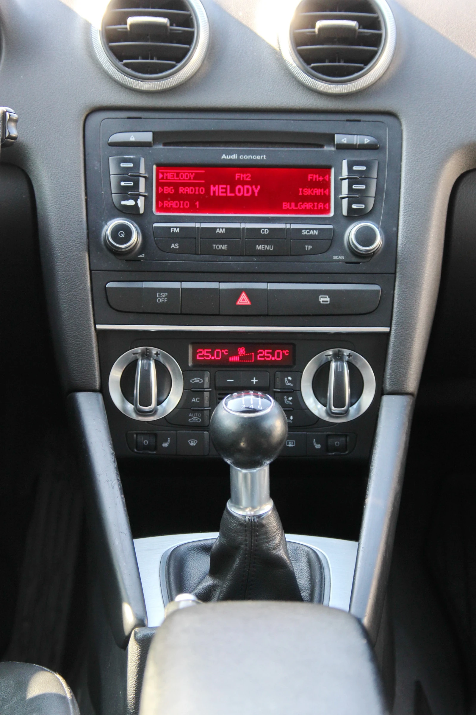 Audi A3 2.0 TDI S-LINE EURO 5A     - изображение 10