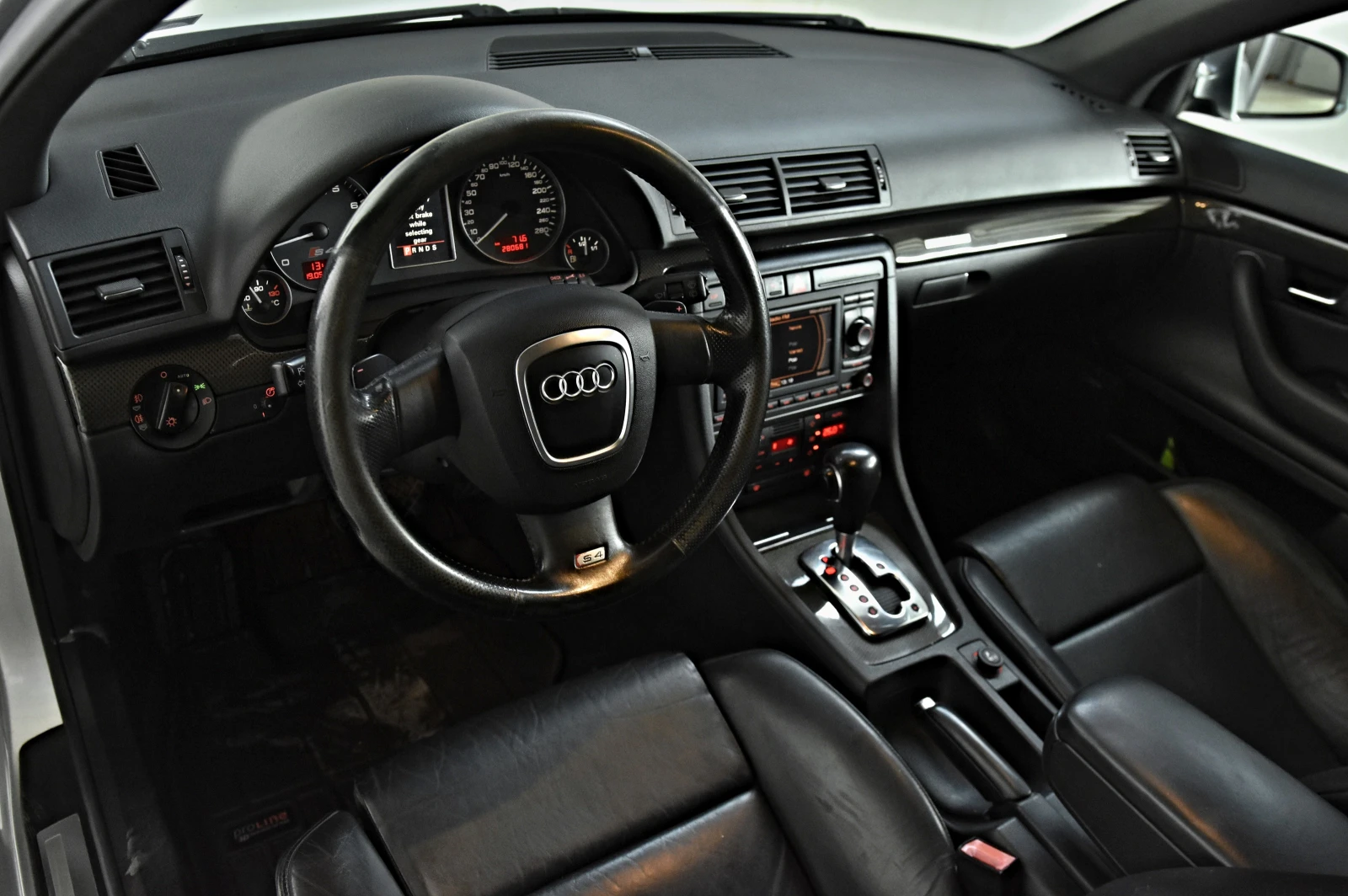Audi S4  - изображение 9