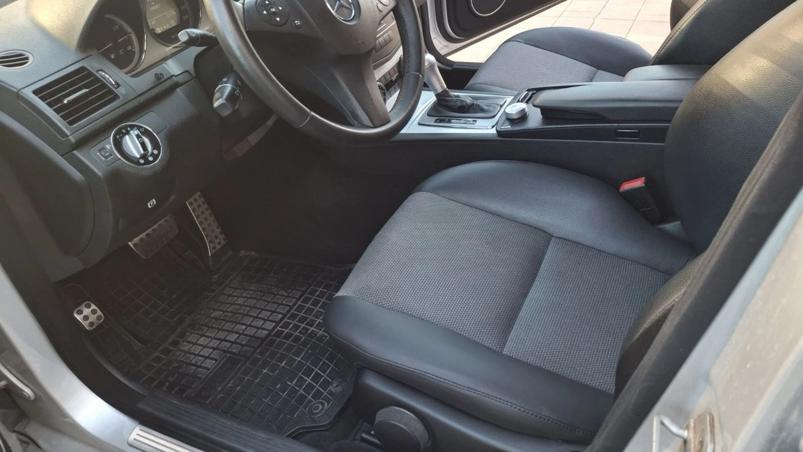 Mercedes-Benz C 220 AMG ����� | Mobile.bg � ����������� 11