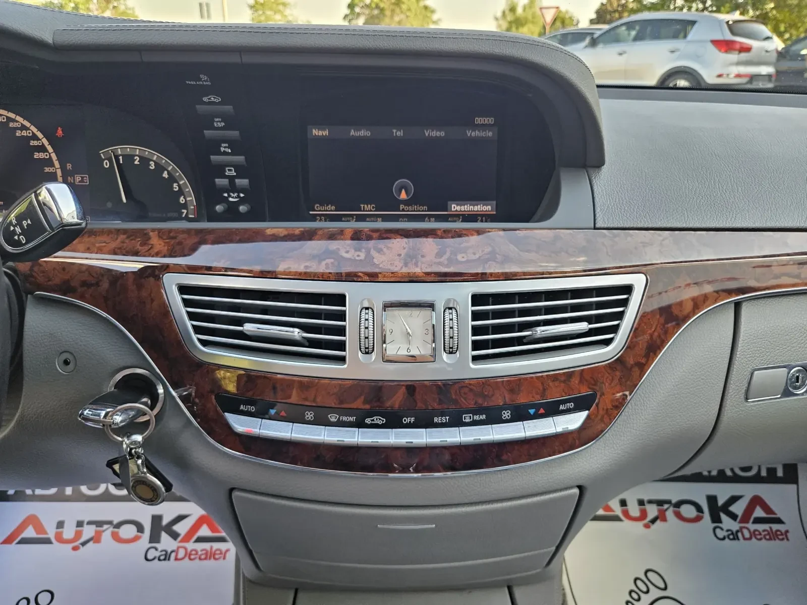 Mercedes-Benz S 500 5.5i-388= DISTRONIC= = H&K=  | Mobile.bg   16